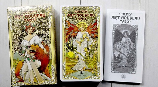 Golden Art Nouveau Tarot Deck Review
