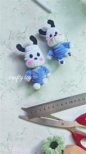 Fuzzy Wire Crafts: Fun Pipe Cleaner Tutorial