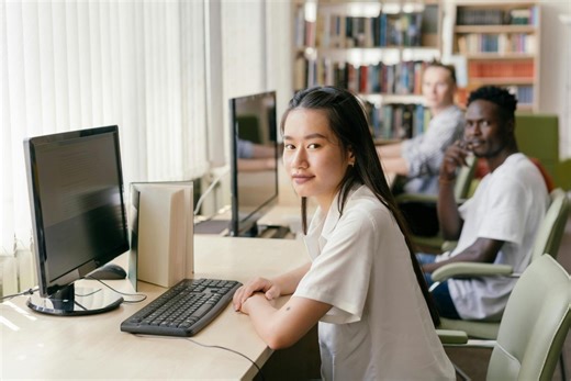 Checking online information becomes a college skill - UPI.com