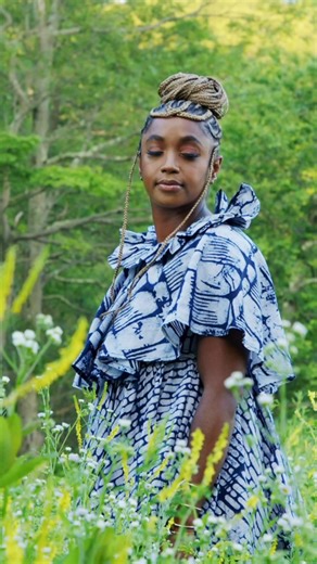 My new EP Cover Girl features brand new arrangements of music by pop icons such as @whitneyhouston and @ninasimone, and more recent artists like @aroojaftab and @thecranberries. The lead single “Don’t Let Me Be Misunderstood” an original arrangement of the Nina Simone classic is out now. Happy listening! ✨ | Ashley Jackson