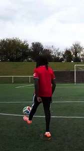 138K views · 5.5K reactions |  LA RVFLEUZE impressionne au foot avec sa force de frappe !! 勞 | ASKIP | Facebook
