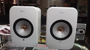 【横浜店】KEF LSXⅡワイヤレスパワードスピーカーです！実機のご紹介と「ニアスピーカー」での設置も試してみました。(2022.7.30正式展示開始） – 株式会社アバック