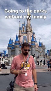 138K views · 4.7K reactions | The parks are always better with the fam 﫶 #waltdisneyworld #disneyworld #disney #disneyparks | TheTimTracker | Facebook