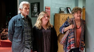 Michael Douglas, Kathleen Turner & Cast on ‘The Kominsky Method’ Final Season | THR Interview