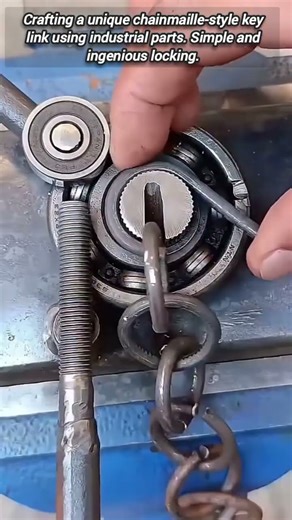 Innovative Chainmaille Lock Mechanism Using Upcycled Metal.