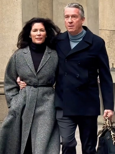 Stile Italiano: Moda e Eleganza al Femminile