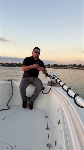 GARMIN Force Kraken trolling motor + SEASWIVEL XL 🔥🔥👊🏼 installed in a Everglades 35 Boat 😎