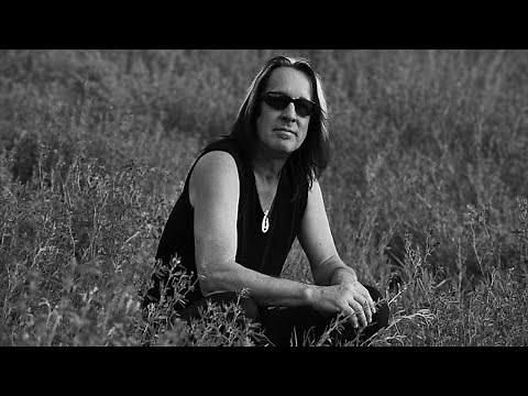 Todd Rundgren ~ Hello It's Me (1972)