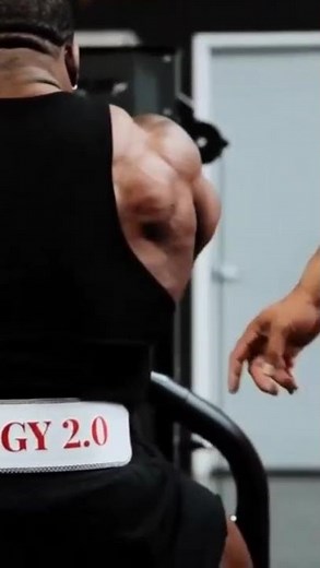 UNSTOPPABLE! KEONE PEARSON WINS 212 OLYMPIA 2025 IN SHOCKING FASHION!