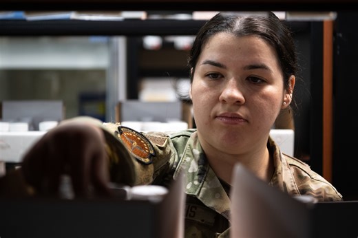 MacDill’s pharmacy sustains global AMC operations