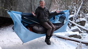 Whats better than a lay-flat hammock? A hammock wjth POCKETS #HavenTent #HavenTents #Hammock