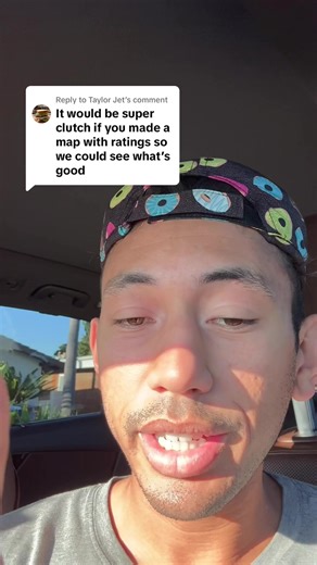 Replying to @Taylor Jet hope this helps 😁🍩🤝 #donut #donuts #maplebar #foodie #rating