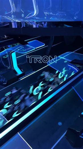 @yoribogo_ | 시작부터 시속 97km로 급발진하는 오토바이 롤러코스터 다른 차원 속으로 들어가고 싶다면 꼭 타보세요! 🏍️🎢 📍 상하이디즈니랜드 Shanghai Disneyland 🎢 트론 라이트사이클 파워 런 TRON Lightcycle Power Run | Instagram