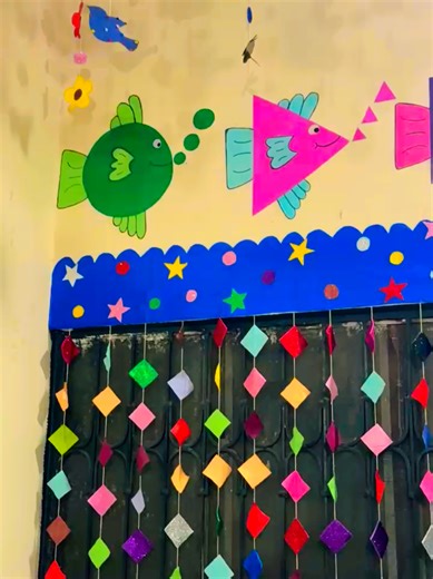 Creative School Wall and Window Decoration Ideas