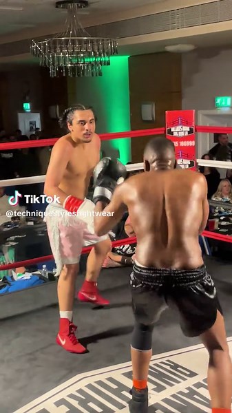 This fight was a banger! #fightwear #boxing🥊 #CombatSports