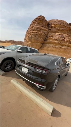 Ez a Ford Mondeo közel-keleti megfelelője, a Ford Taurus.