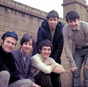 The Hollies Songs, Albums, Reviews, Bio & More... | AllMusic