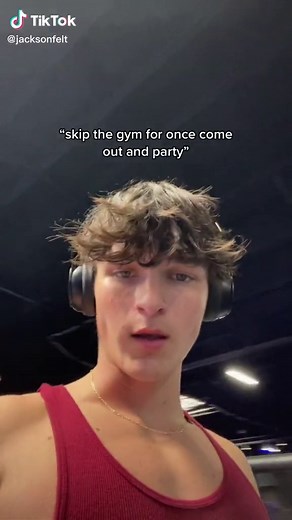 i got dreams to chase 🤷🏻‍♂️