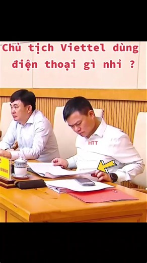 Chủ tịch Viettel dùng điện thoại gì nhỉ ?#thutuong #thutuongphamminhchinh #daituongphanvangiang #chutich #taoducthang #htttv #fyp