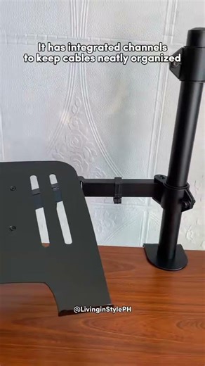 Double the flexibility with this dual arm monitor stand