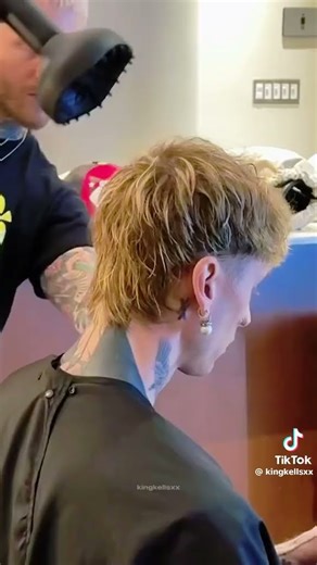 Mgk new haircut ​⁠#Mgk #MachineGunKelly #Haircut #NewHaircut @mgk