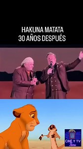 61K views · 18 reactions | Volvieron!!! Nathan Lane y Ernie Sabella volvieron a cantar Hakuna Matata , 30 años después del estreno del Rey León (1994) #thelionking #elreyleon | cineytvfans | Facebook