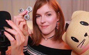 [ASMR]Caroline10种助眠触发～指尖陀螺 人鱼枕等