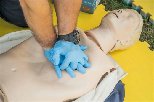 TV Shows Are Promoting the Wrong Idea When It Comes to Performing CPR