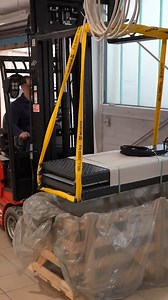 Installing the most important part of my dream workshop - the lifts! | M539 Restorations