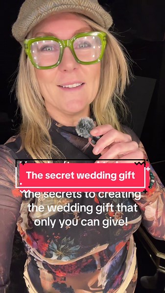 Bride to be! 🥂⭐️ You don’t need to know how to pose you don’t have to have body confidence before your photo shoot! I’m Photography expert Alexandra Vince and I’m going to help you create the wedding gift that you can give and feel more body confident. #ukbride #weddinggift #weddingvibes