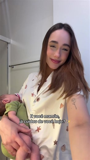 Hoje decidi cuidar de mim. Desde que chegamos em casa meus dias tem sido 100% pra ela, até banho estava difícil de tomar 😅 Amo me dedicar a ela, mas precisamos nos cuidar tbm🩷 #maternindade #maedeprimeiraviagem #maternidadereal #gravidez