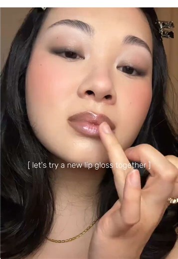 @Pat McGrath Labs you’ve done it again!!! 🪩🩵⭐️ . . . . . other products used: @makeupforever - artist color pencil in endless cacao @Glossier - stretch pot concealer . . . . #lipgloss #makeupswatch #lipcombo #makeuptok #patmcgrathlipgloss description: trying on the pat mcgrath lust: lip gloss in aliengelic - a prismatic duo chrome infused with pink pearl! this is the samelip gloss formula used in the 2025 victorias secret angel fashion show and now i know exactly why!! it’s super high gloss an