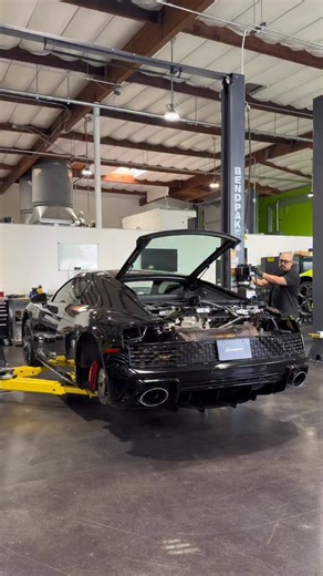 Letting this R8 Breathe! 💨 We turned up the dial on this Gen 3 R8 with our Valved VF Titanium Exhaust System, paired with our Performance ECU Software… a truly perfect combination 🤌🏼 Transform your R8 today! Exhaust Systems, Superchargers, Variable Height Springs more VF Products are in stock now & ready to ship worldwide! ☑️ The perfect GT3RS ✈️ We transformed this 992 with our full VF Titanium Exhaust System, paired with a set of crazy @veritasforged 305TR wheels finished in Gloss White … w