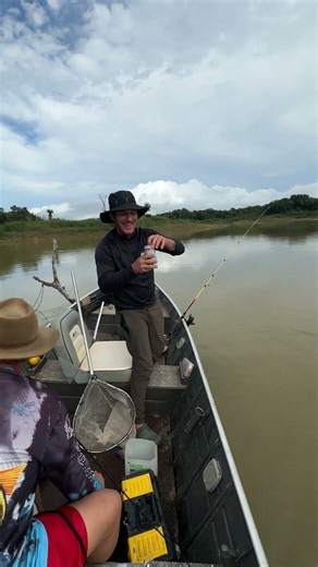 Olha o tamanho desse peixe !!!! Serra da Mesa