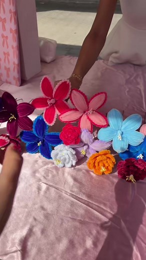 Pink pipe-cleaner bouquet: custom market craft bouquet