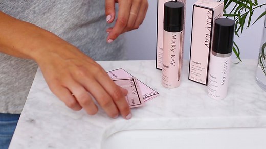 Vitamin C Serum = Supercharged Skin. Dramatically even the appearance of your skin tone! | MARY KAY