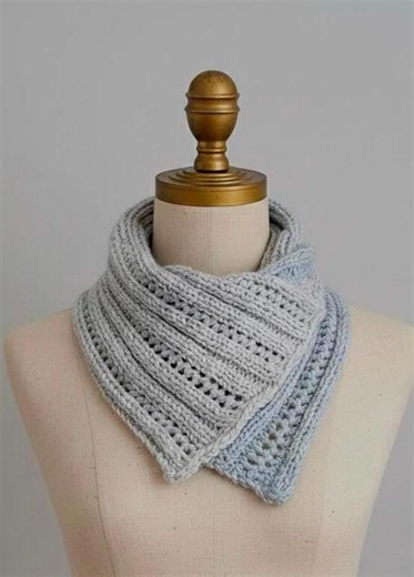 Hand-knitted Loop - Scarf - Snood - Scarf - Etsy
