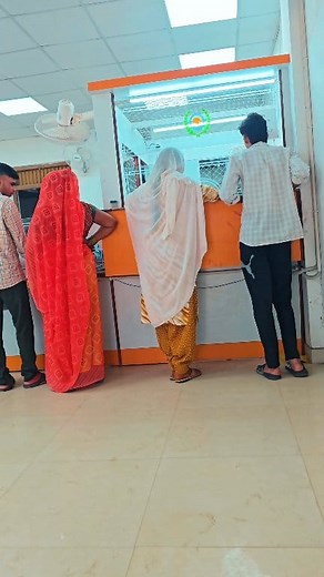 Meri Maa Bank me kya kar rahi hai 🤔 ( Osm Parvej ) FOLLOW 💟 | Osm Parvej