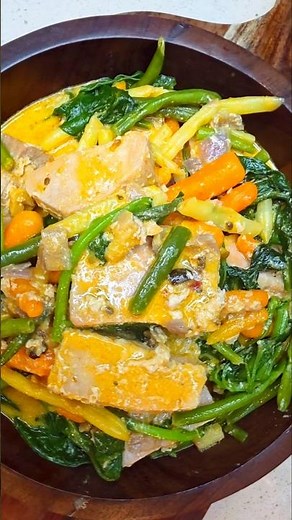 Ginataang Tulingan with Fresh Alugbati from My Garden | Simple Filipino Comfort Food 🐟🥥🌿