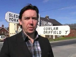 Richard Hall Interviews Paul Sinclair - 2015