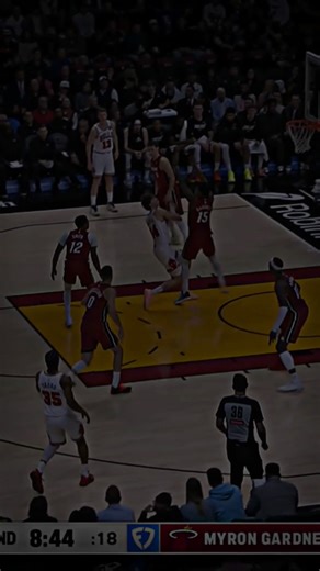 Yuki Kawamura's First 3pt for Chicago Bulls