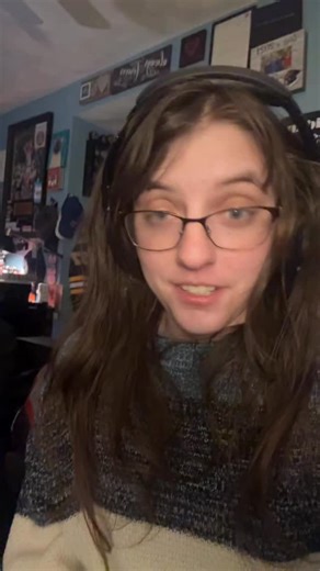 Riana Nicole | Opening a mystery fidget box that I got at an arcade for 5000 tickets #daveandbusters #arcade #prize #fidget #mysterybox | Instagram