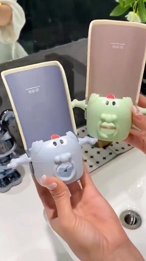 Finally got this faucet extender, made of silicone#Faucet extender