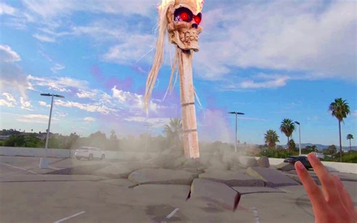 如果你被神秘黑衣人抓获，该怎么办？第一视角带你迅速逃离！