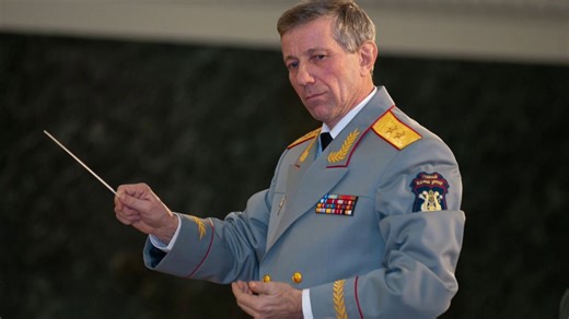 俄罗斯联邦军乐总监瓦列里·哈利洛夫进行曲集（作品精选）