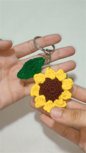 5 Easy Crochet Projects in 40 Seconds 🧶 | Beginner Friendly Ideas