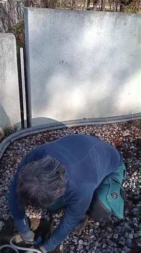 Stesura cavi telecamera esterna