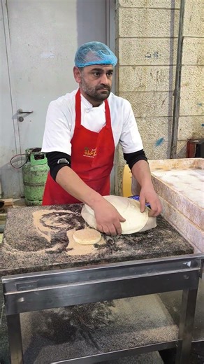 Traditional Jordanian Bread Made by Hand | Street Food in Jordan
