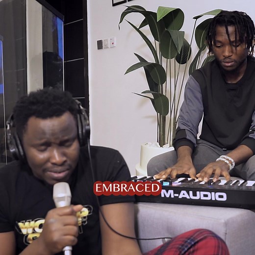 I’m amazed at your Glory 😭🙌🏾 #mercy @Joelxclusive