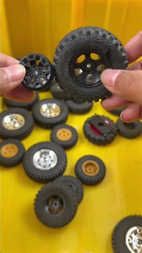 Takuma sprained his ankle rc model men's toys rc climbing car remote control car toys